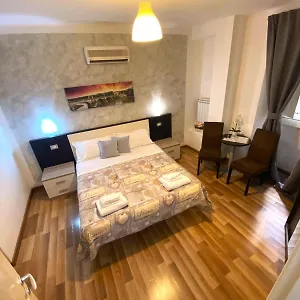 https://bb-roma-cheap-chic.it-romehotels.com